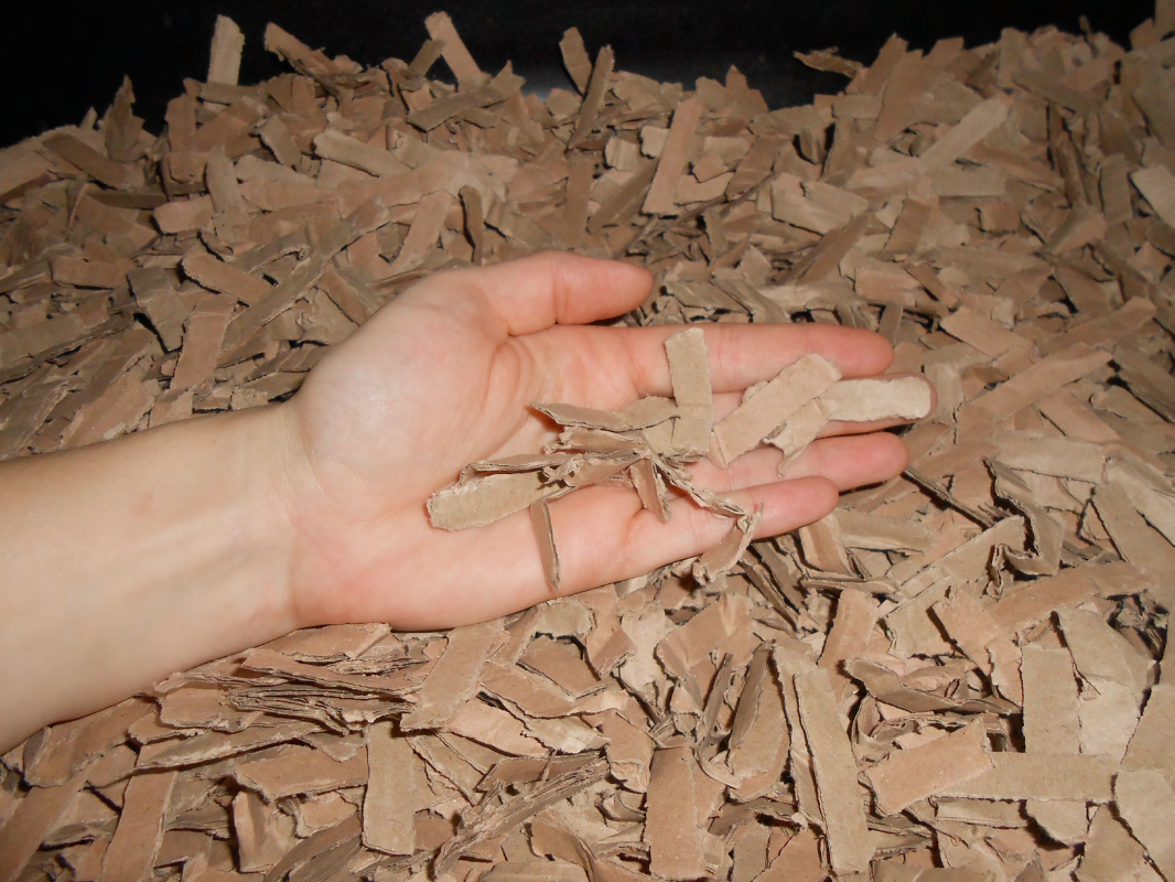 Litière de carton spéciale NAC de la société Card’Box. (Photo : Douphie.)