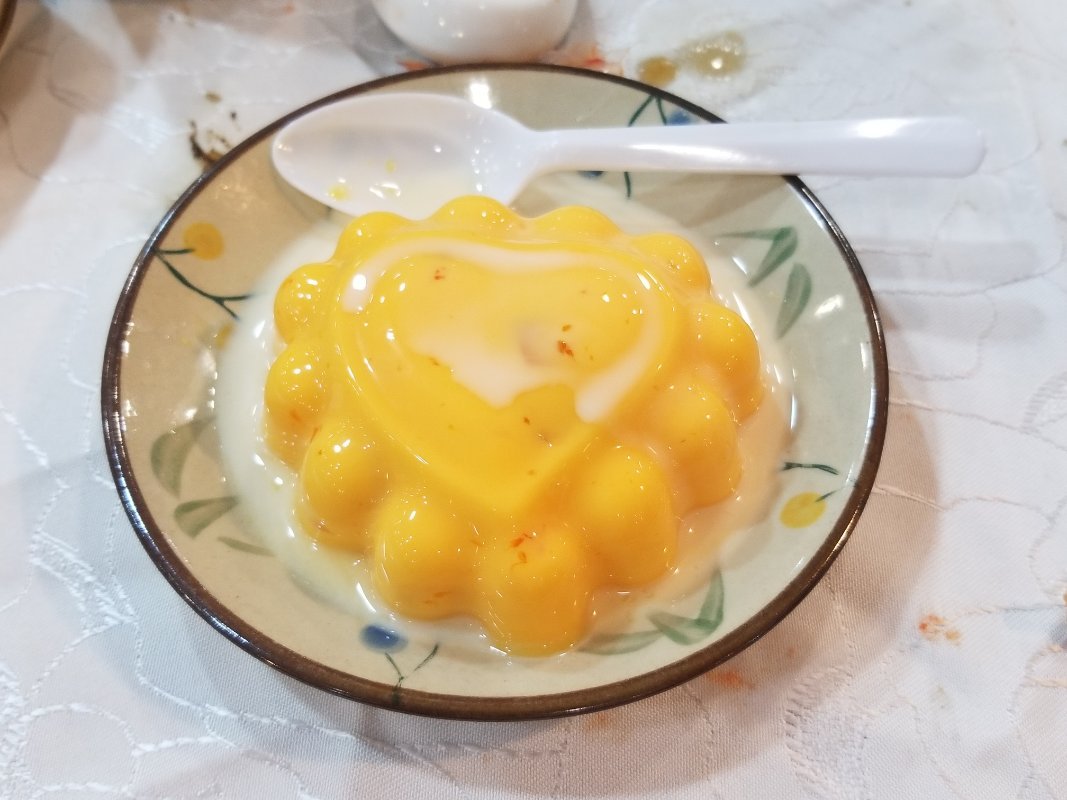 Mango_pudding_with_heart_style_design.jpeg.d7862e7614c5164ea35dcd6fd94f8731.jpeg